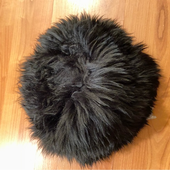 Vintage Italian Fur hat - Picture 2 of 5